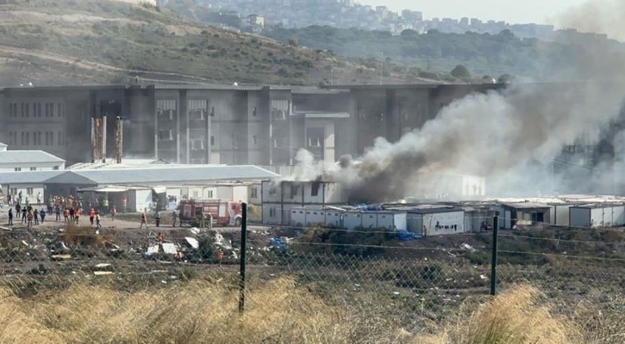 Marmara Üniversitesi'nin kampüsünde yangın