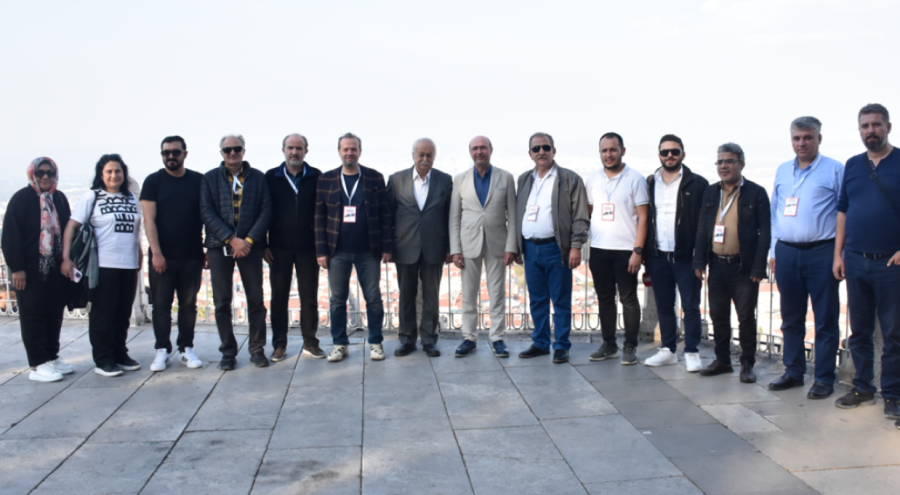 Konyalı vatandaşlar, kültür gezisi kapsamında Bursa'nın tarihi mekanlarını gezdi