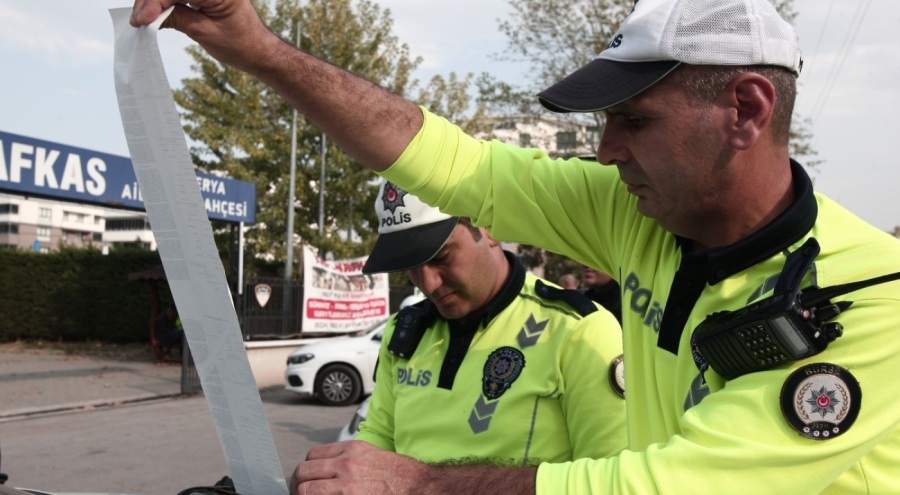 Bursa'da sürücülere denetim! Aday sürücü cezadan kaçamadı