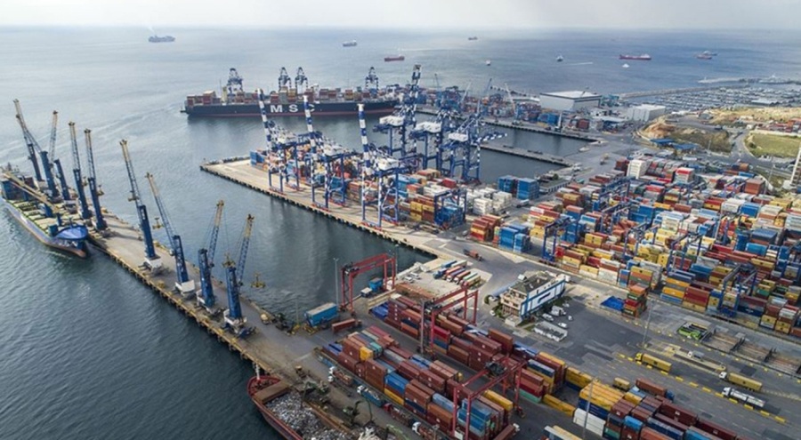 Dış ticaret açığı azaldı