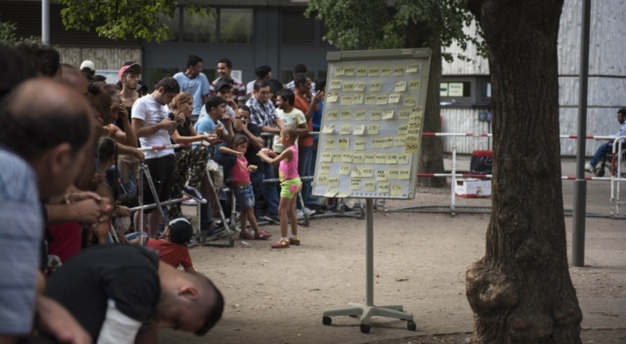 Alman gazetesinden 50 maddelik göçmen manifestosu