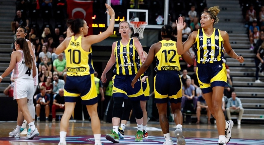 Fenerbahçe Euroleague'de 5'te 5 yaparak liderliğini sürdürdü!