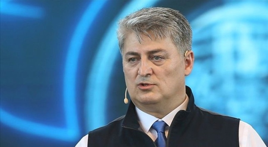 Gürcan Karakaş: 4 teker üzerinde giden bilgisayar yaptık