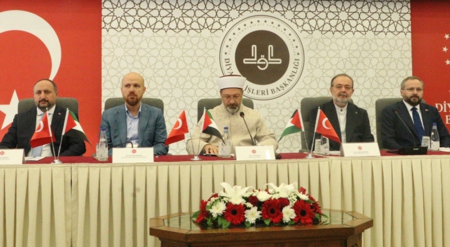 Diyanet İşleri Başkanı Erbaş'tan 'boykot' çağrısı