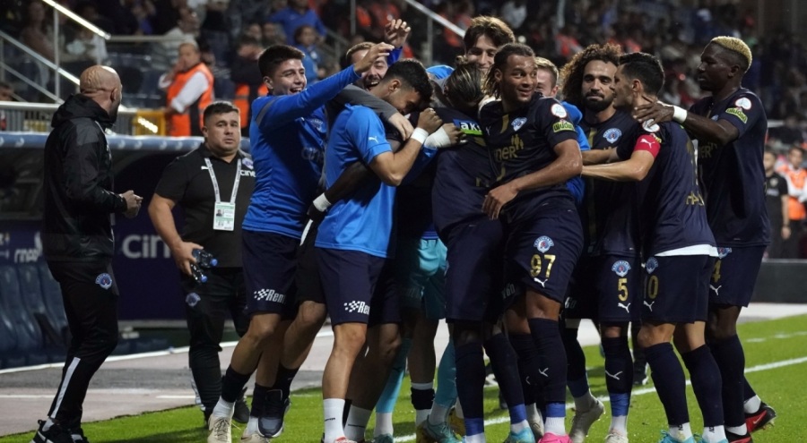 Kasımpaşa, deplasmanda yenilmiyor