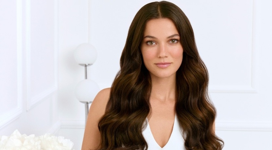 Pınar Deniz'e Latin Amerika'da 'En İyi Kadın Oyuncu Ödülü' verildi