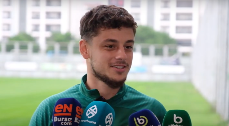 Bursaspor'un golcü futbolcusu Çağatay Yılmaz, hedeflerini açıkladı