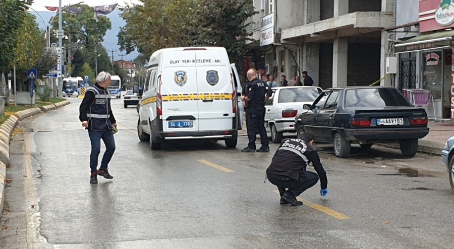 Husumetlisini silahla yaralayıp kaçtı