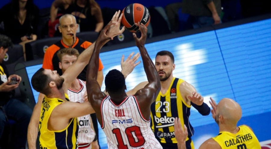 Fenerbahçe Beko, Olympiakos'u 79-77 yendi