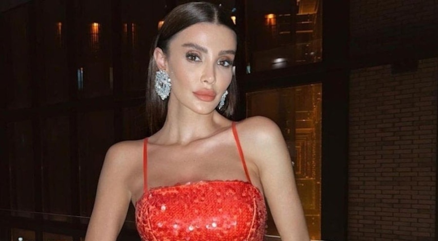 Özge Ulusoy'dan yeni imaj