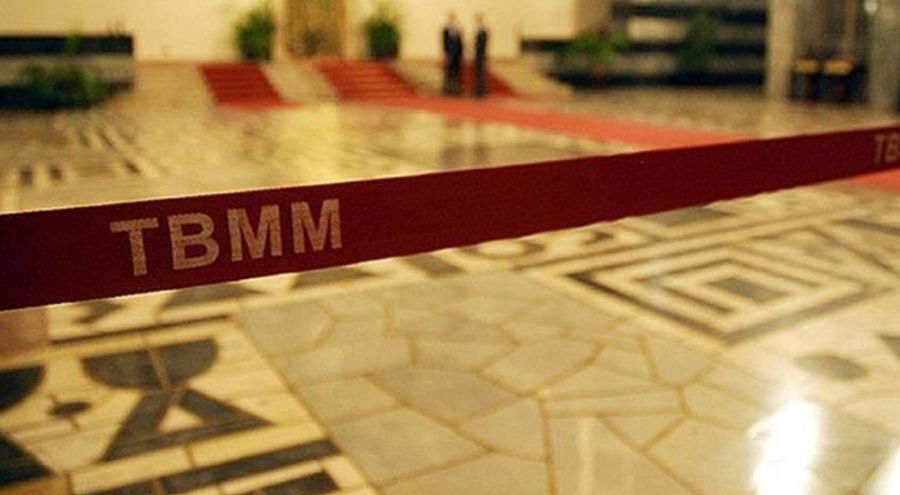 Meclis'te ziyaretçi girişi için yeni değişiklik