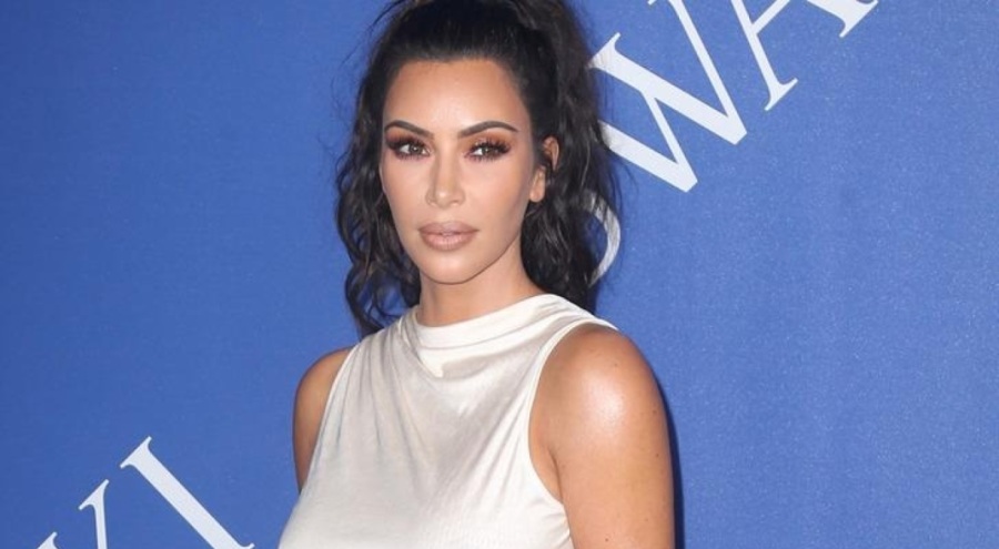 Kim Kardashian Cadılar Bayramı'nda çocuklarını yaralı Filistinli çocuklara benzetti