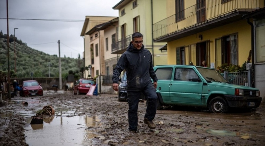 İtalya'da sel ve şiddetli rüzgar 5 can aldı