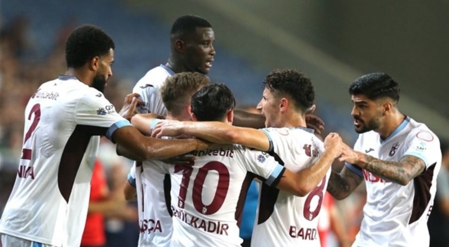 Trabzonspor'un Fenerbahçe maçı kamp kadrosu açıklandı