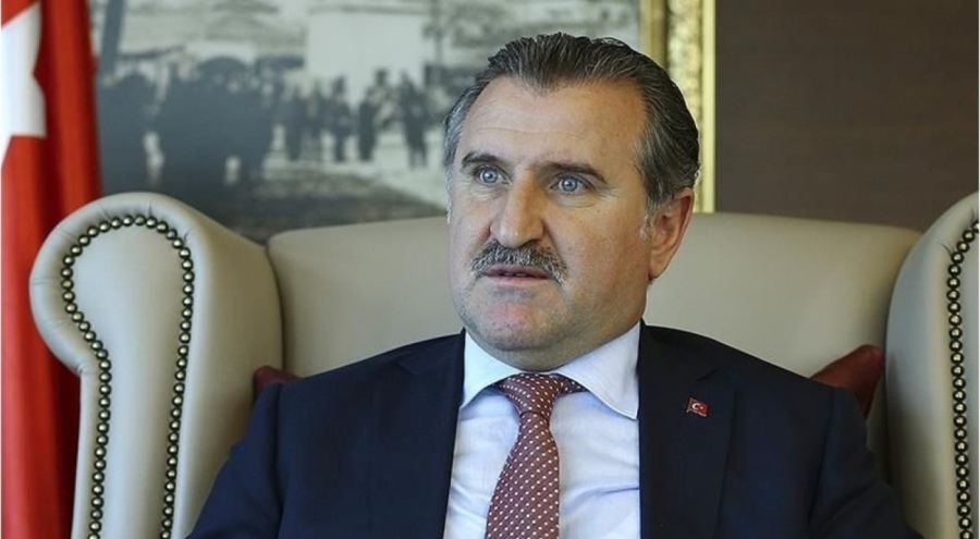 Gençlik ve Spor Bakanı Bak'tan "öğrenciye burs ve kredi" açıklaması