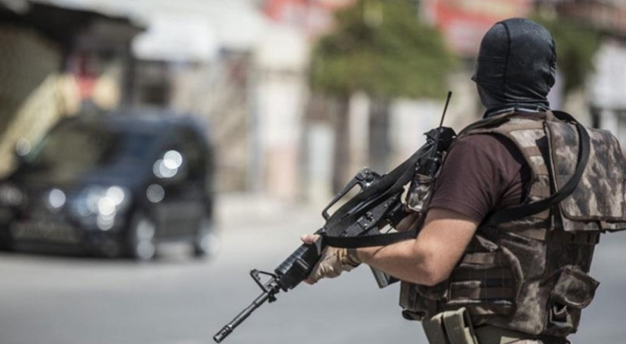 Canlı bomba eğitimi alan terörist Manisa'da yakalandı