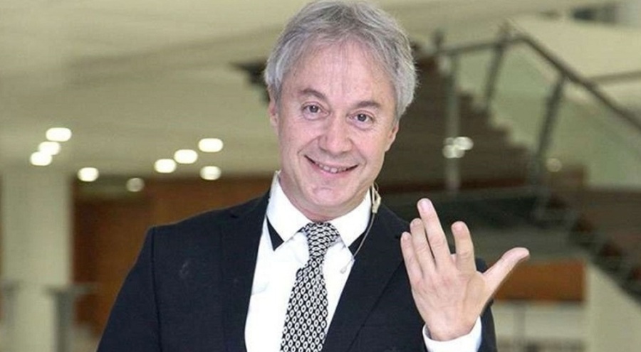 Ünlü sunucu Metin Uca Bursa yolunda trafik kazası geçirdi