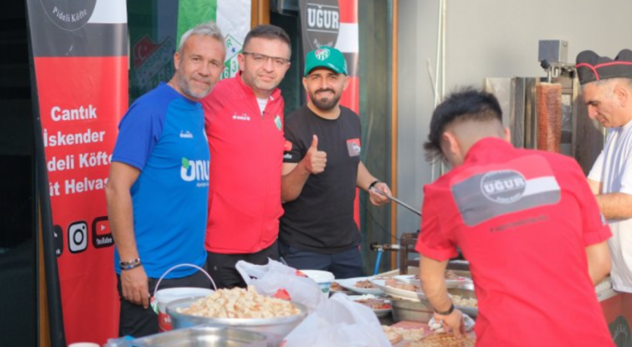 Bursaspor moral yemeğinde bir araya geldi