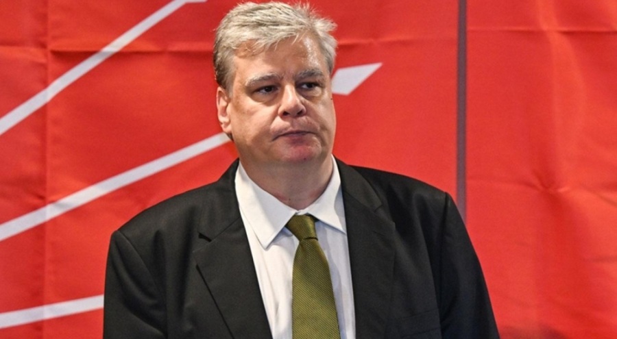 Örsan Öymen adaylıktan çekildi