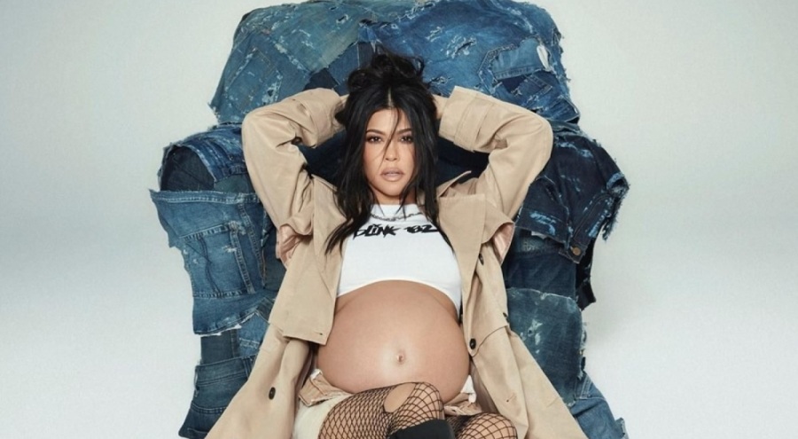 Kourtney Kardashian dördüncü kez anne oldu