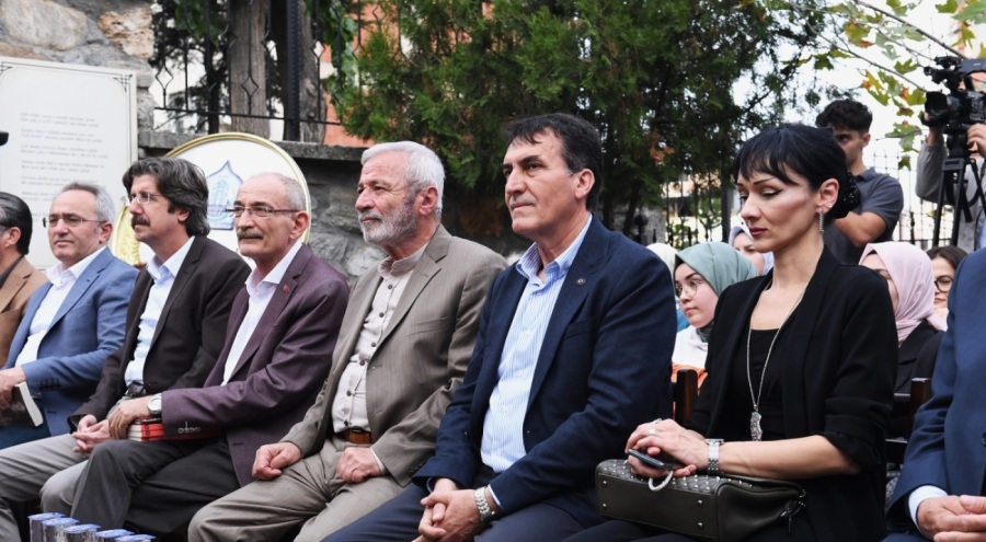 Bursa Şairleri Şiir Kütüphanesi açıldı