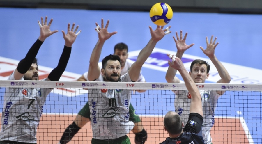 Bursa Büyükşehir Belediyespor: 0 - Ziraat Bankkart: 3
