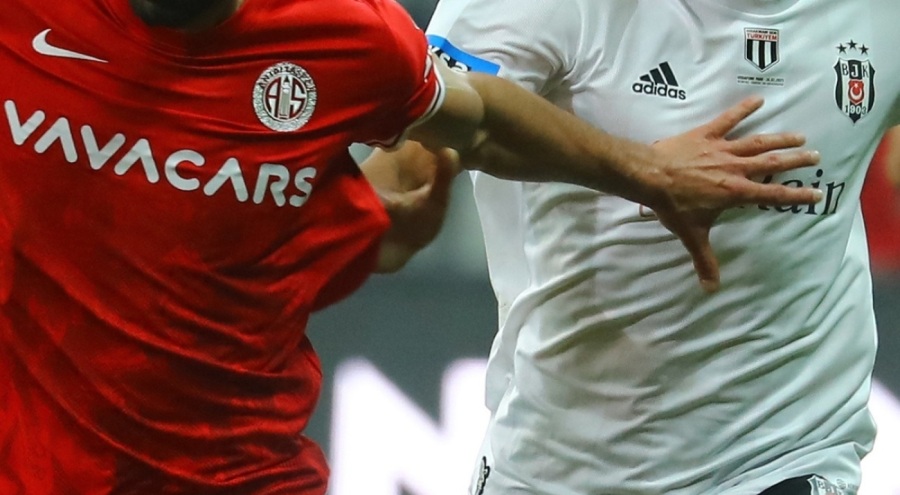 Antalyaspor Beşiktaş'ı konuk ediyor!