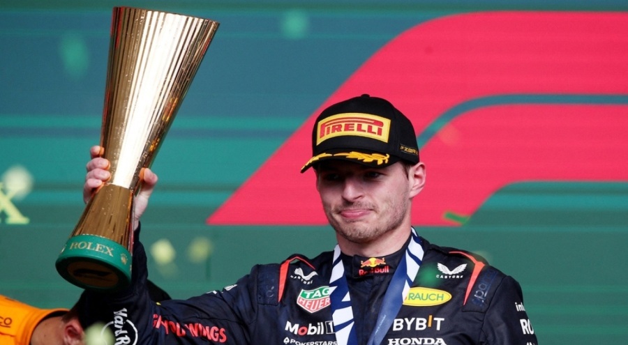 Verstappen hız kesmiyor! Bu sezon 17. kez kazandı