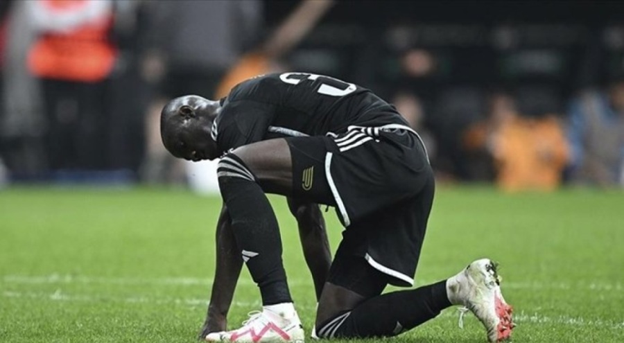 Beşiktaş'ta Eric Bailly özür diledi