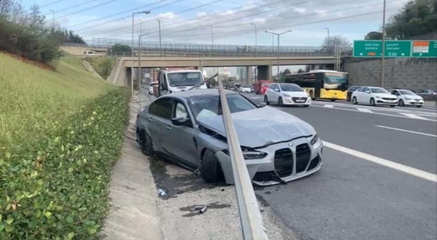 TEM Otoyolu'ndaki kazada 4 kişi yaralandı