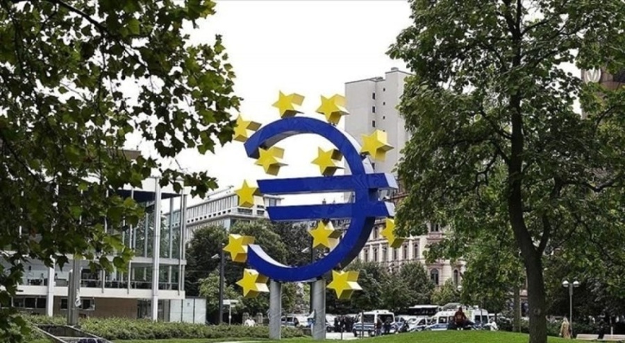 Euro Bölgesi'nde yatırımcı güveni beklentilerin üstüne çıktı