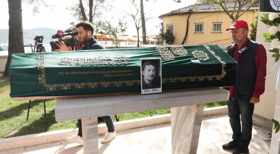 Ressam Orhan Taylan toprağa verildi