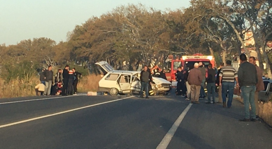 Çanakkale'de trafik kazası: 3 ağır yaralı