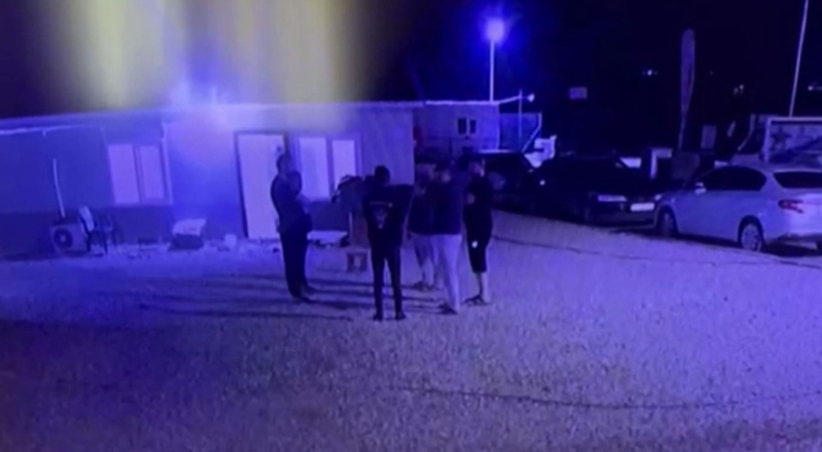 Köpeğini 10 yerinden bıçakladı! O caniye gözaltı