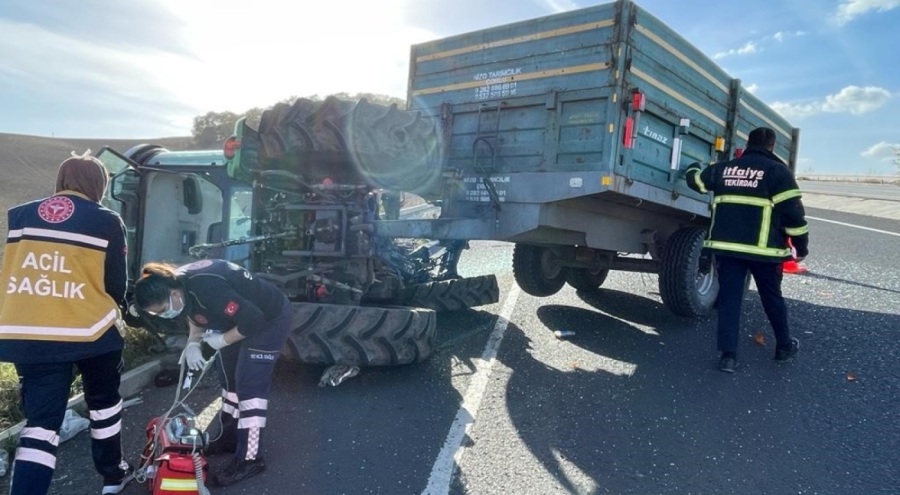 Devrilen traktörde sıkışarak feci şekilde can verdi