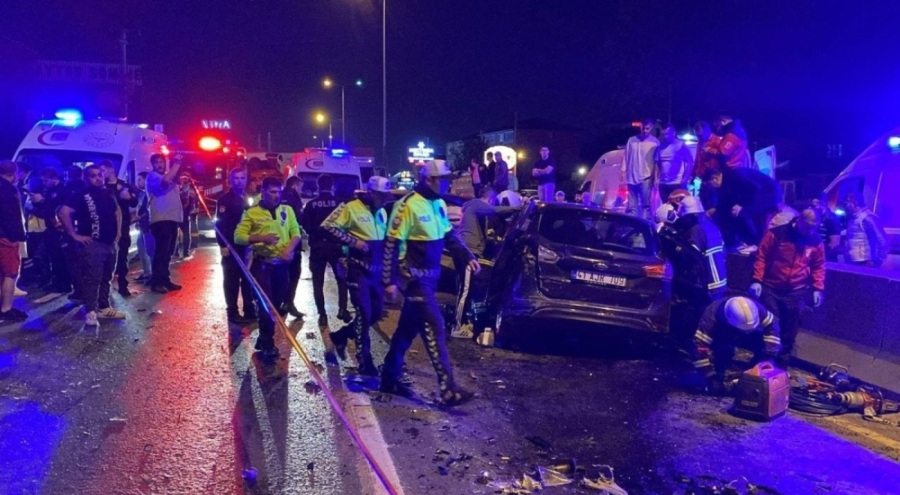 Kocaeli'de yürek sızlatan kaza: 2 ölü, 7 yaralı!