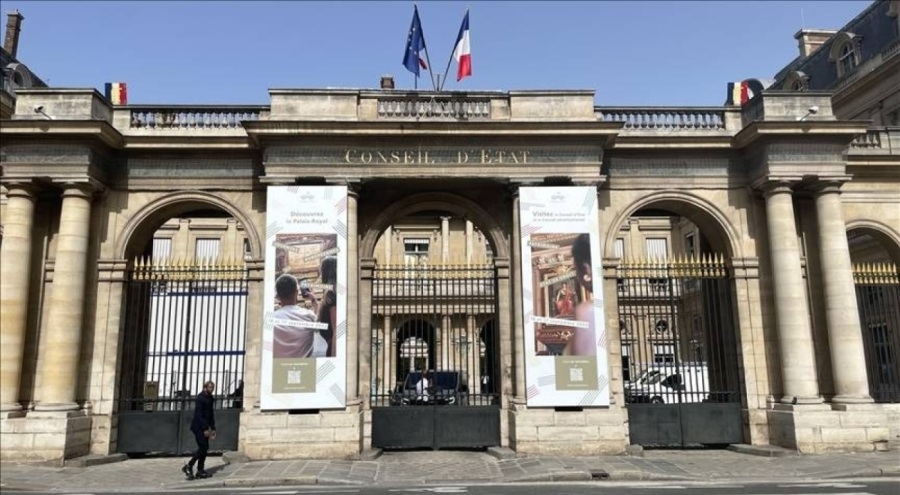 Fransa'da oturumu olmayanlara ücretsiz tedaviyi yasaklayan madde senatoda kabul edildi