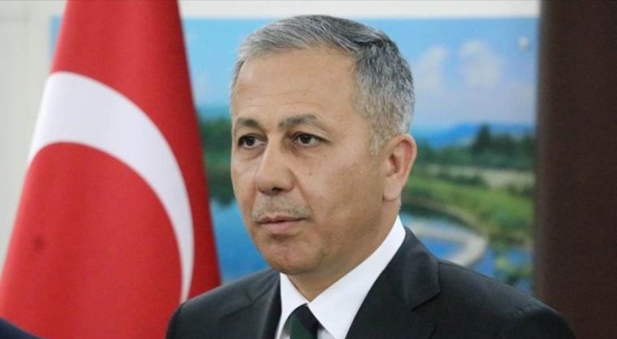 Bakan Yerlikaya Türkiye'deki Suriyeli sayısını açıkladı