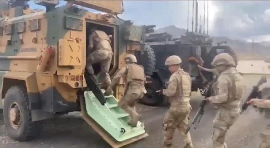 Teröristlerin kullandığı 8 sığınak imha edildi