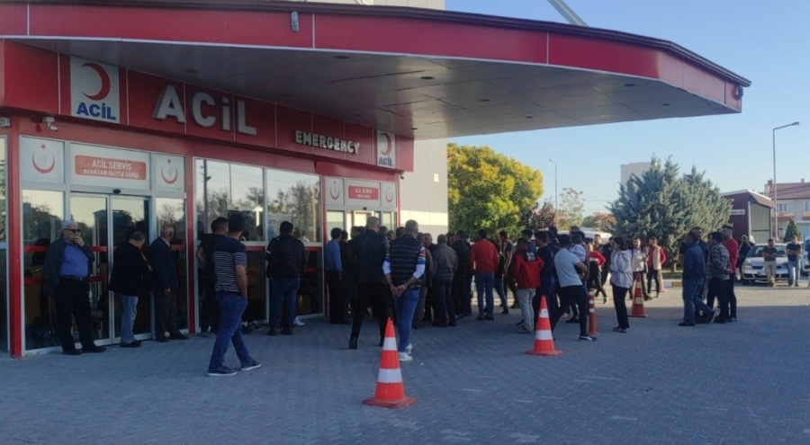 Toprak boşaltırken elektrik akımına kapılarak can verdi!