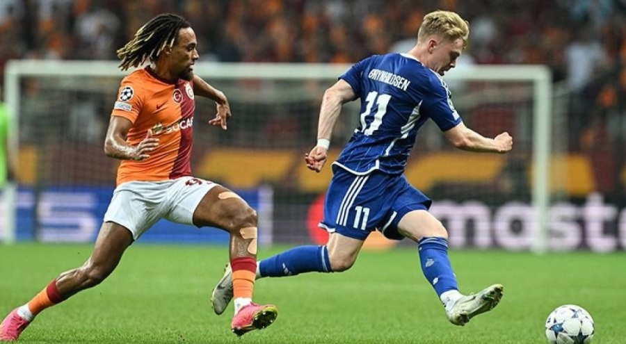 Sacha Boey, İngiliz deviyle yapılan transfer görüşmesini duyurdu