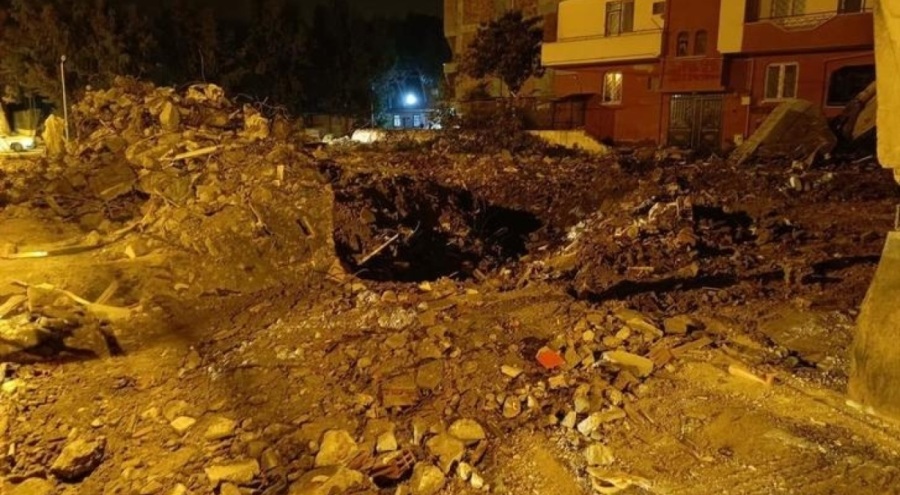 Depremden 275 gün sonra enkazdan ceset çıktı