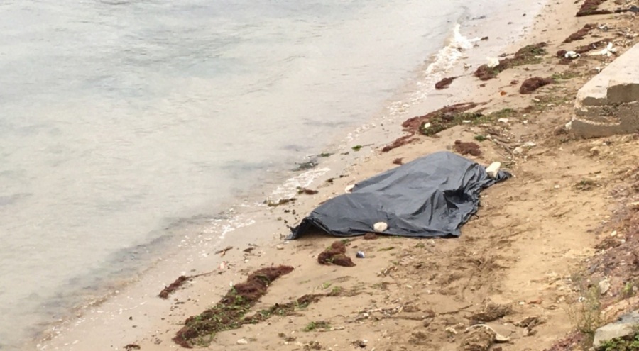 Sahilde kadın cesedi bulundu