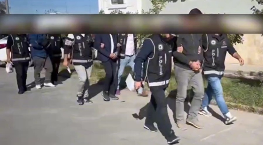 5 ilde 'yolsuzluk' operasyonu! Çok sayıda tutuklama