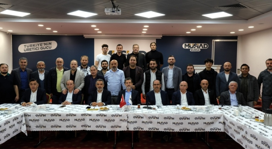 MÜSİAD Bursa'da tekstilde dönüşüm süreci masaya yatırıldı