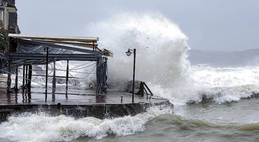 İzmir'e fırtına uyarısı yapıldı
