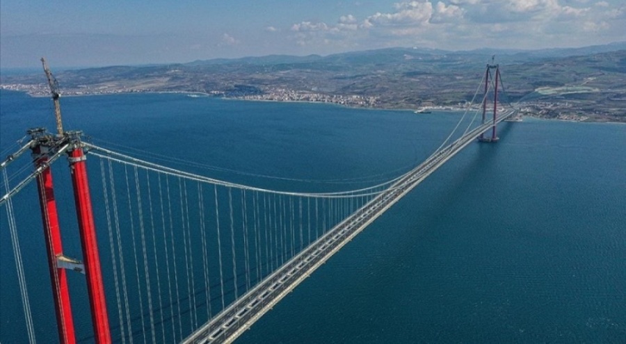 Çanakkale Boğazı, gemi trafiğine kapatıldı
