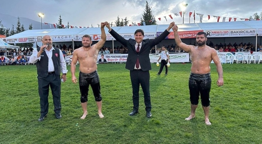 Fethiye'de başpehlivan Mustafa Batu oldu