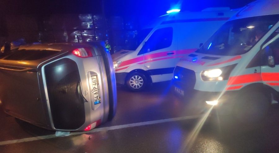 Bursa'da otomobil duvara çarparak takla attı: Yaralılar var!