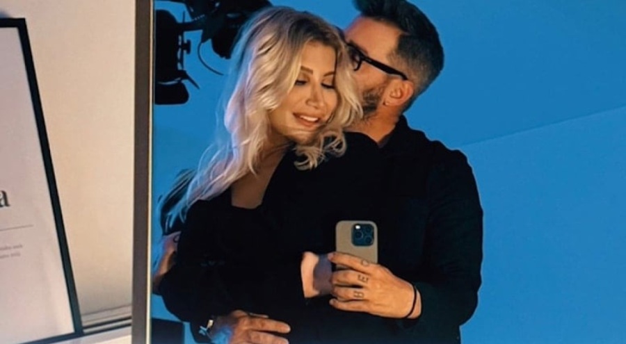 İrem Derici'den sevgilisiyle aşk pozu